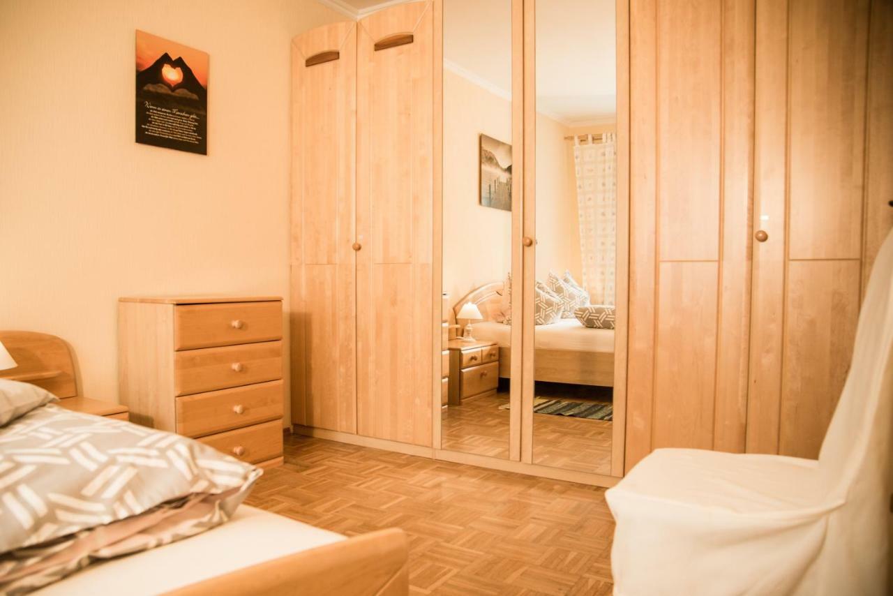 Haus Helene Apartamento Ochtendung Exterior foto